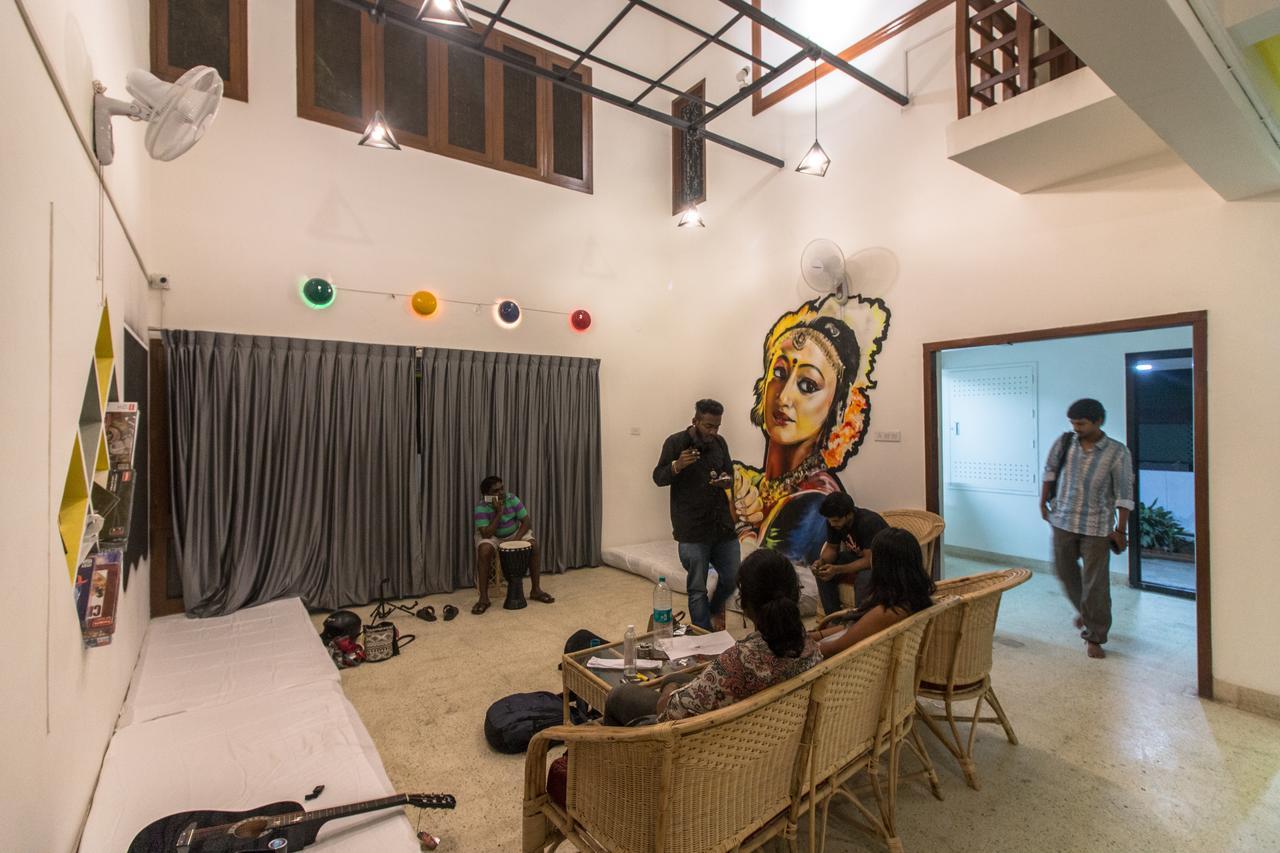 Albergue Backpacker Panda Bengaluru Exterior foto