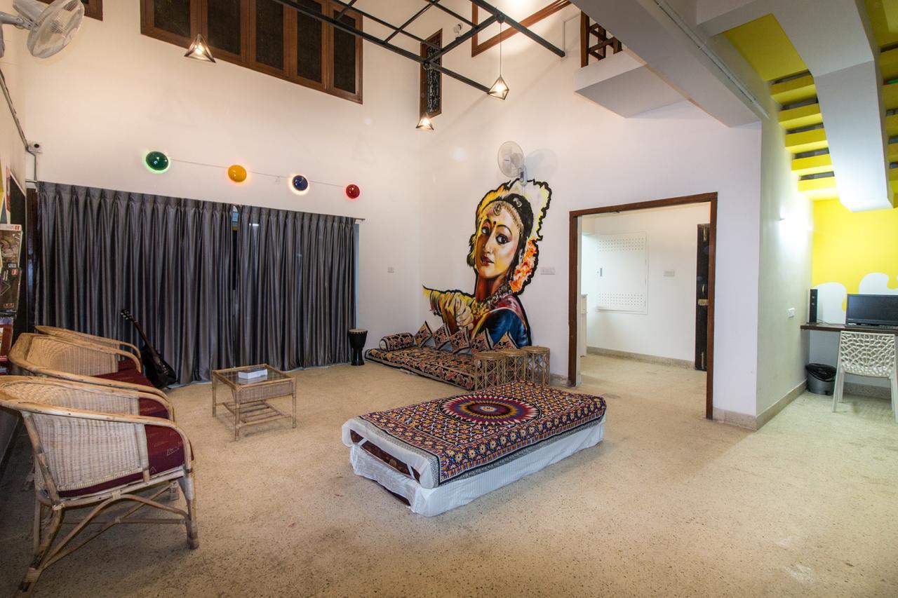 Albergue Backpacker Panda Bengaluru Exterior foto