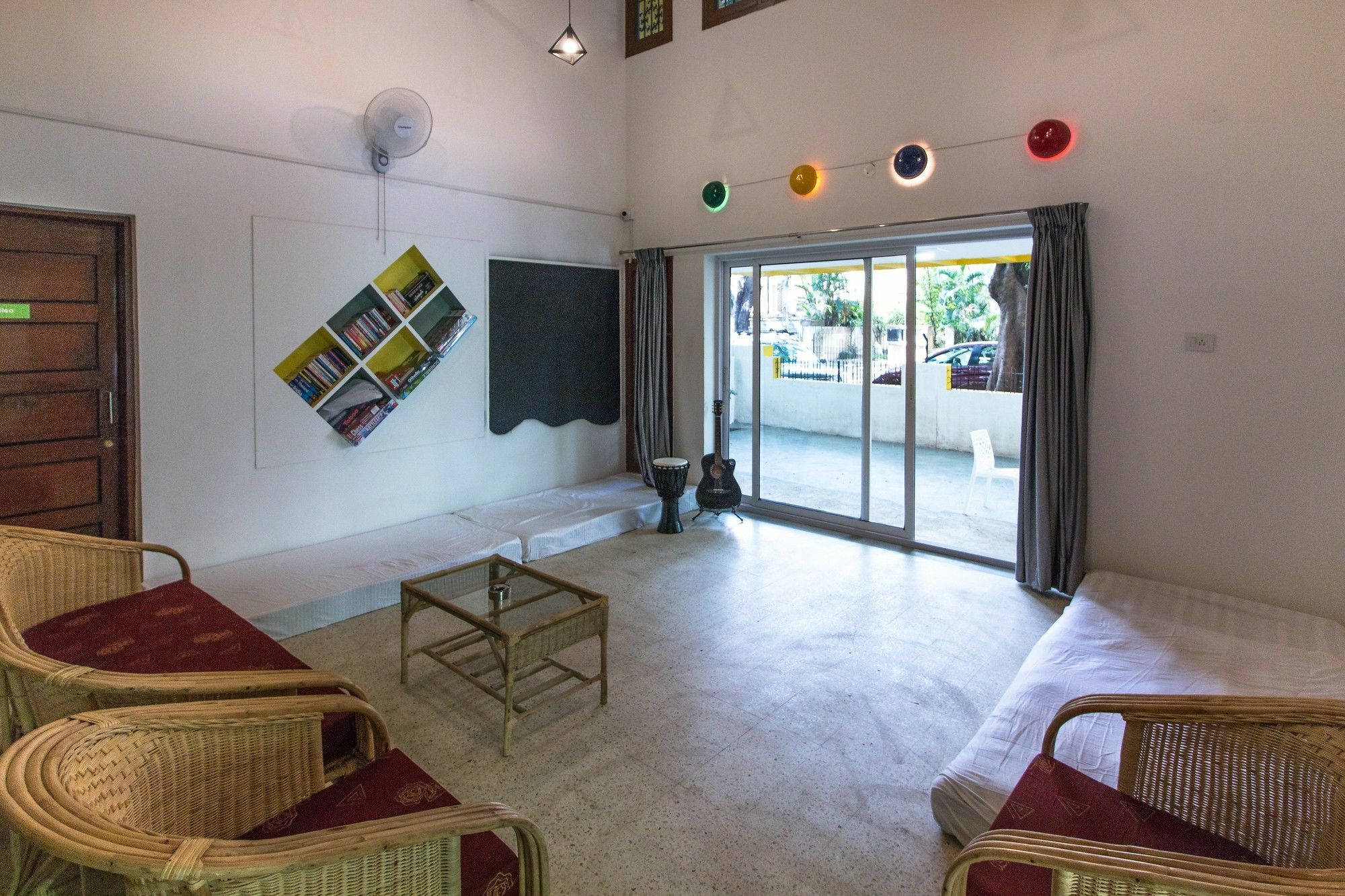 Albergue Backpacker Panda Bengaluru Exterior foto