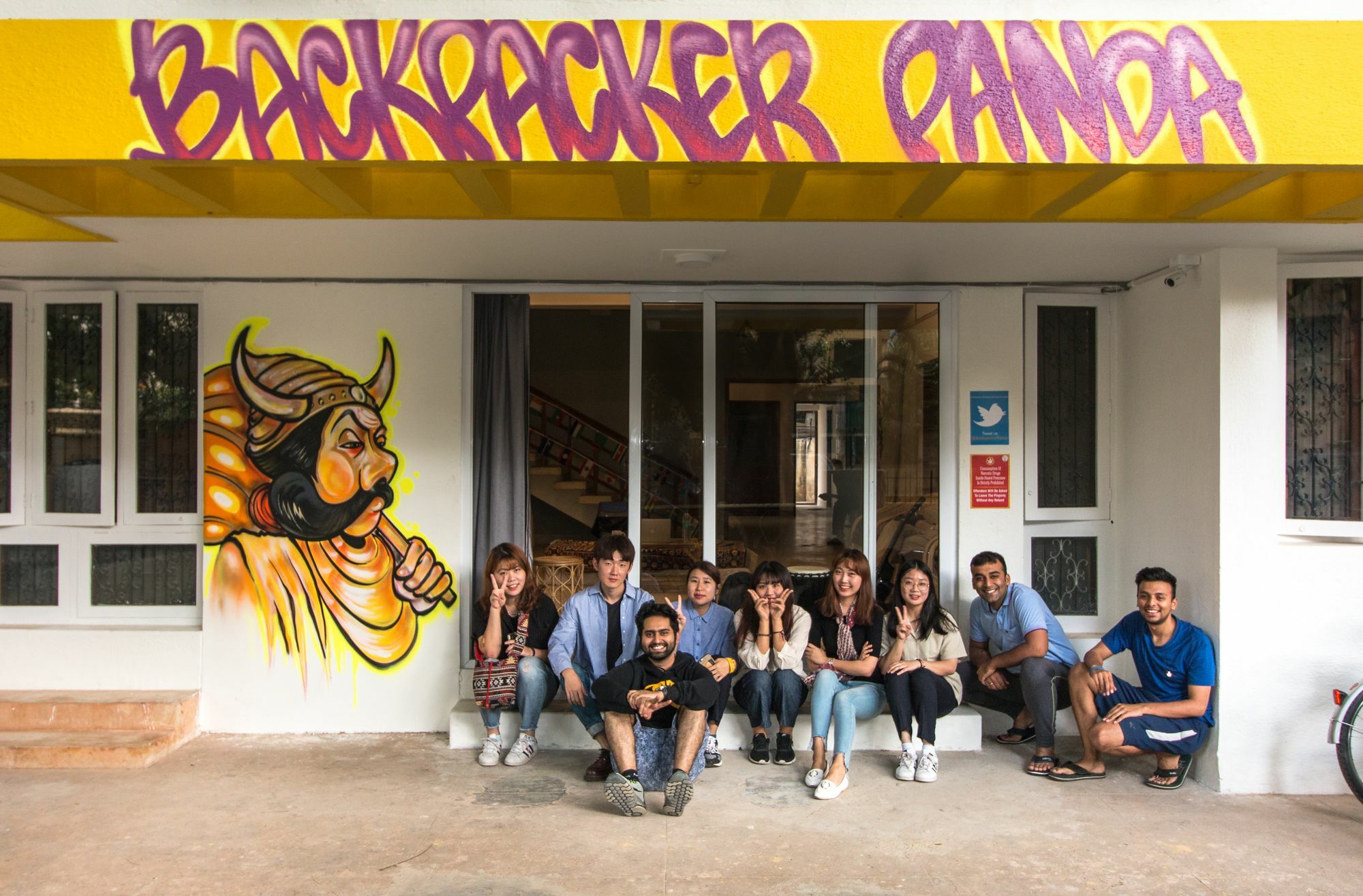 Albergue Backpacker Panda Bengaluru Exterior foto